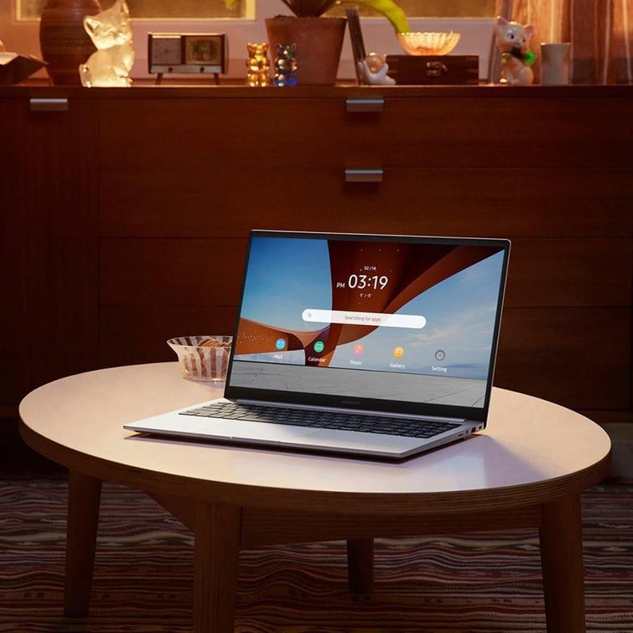 Notebook SAMSUNG GALAXY BOOK 4 INTEL CORE I7 150U, 16Gb RAM, SSD NVMe 512Gb, 15.6"